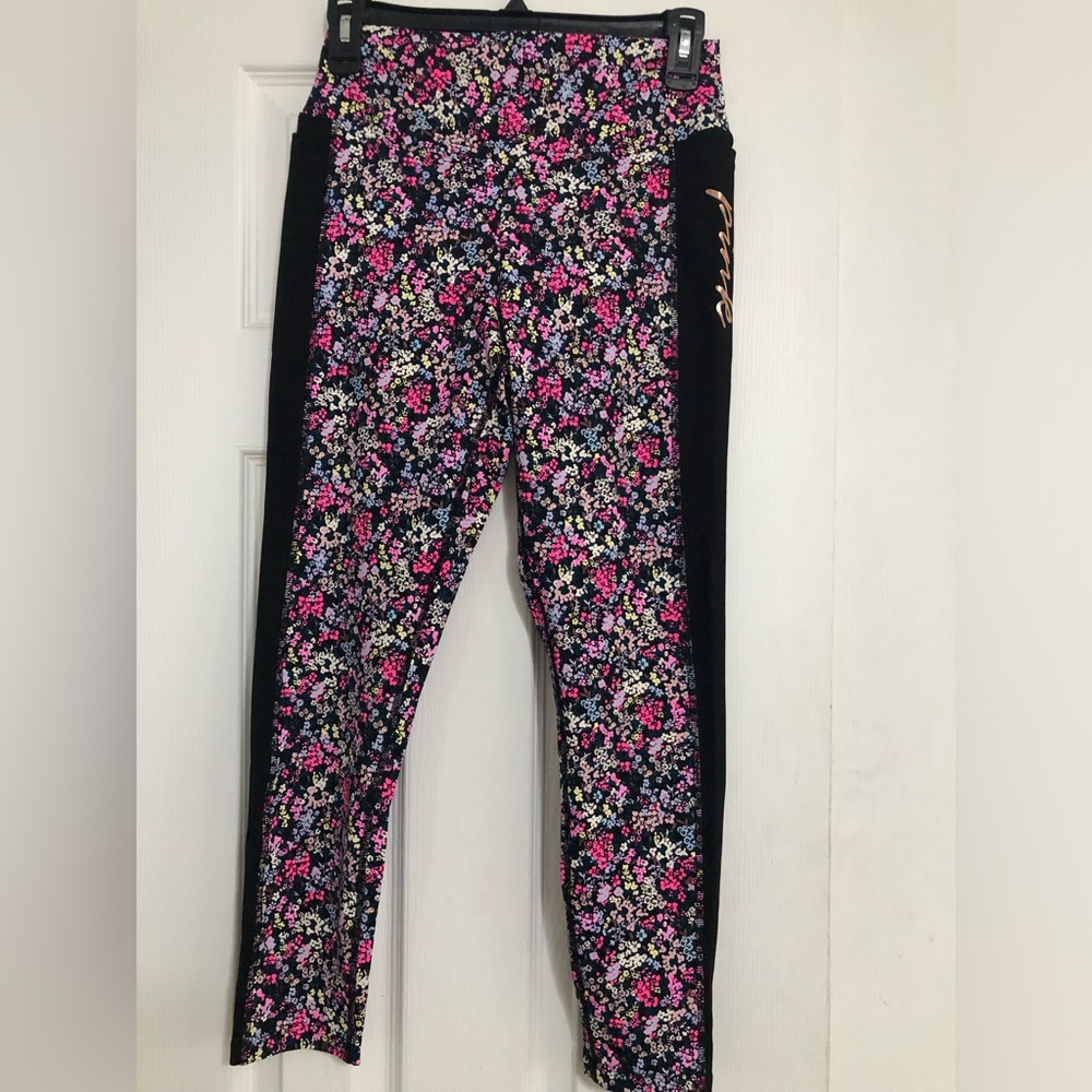 Pink Victoria’s Secret ultimate floral leggings women’s size medium‎ activewear
